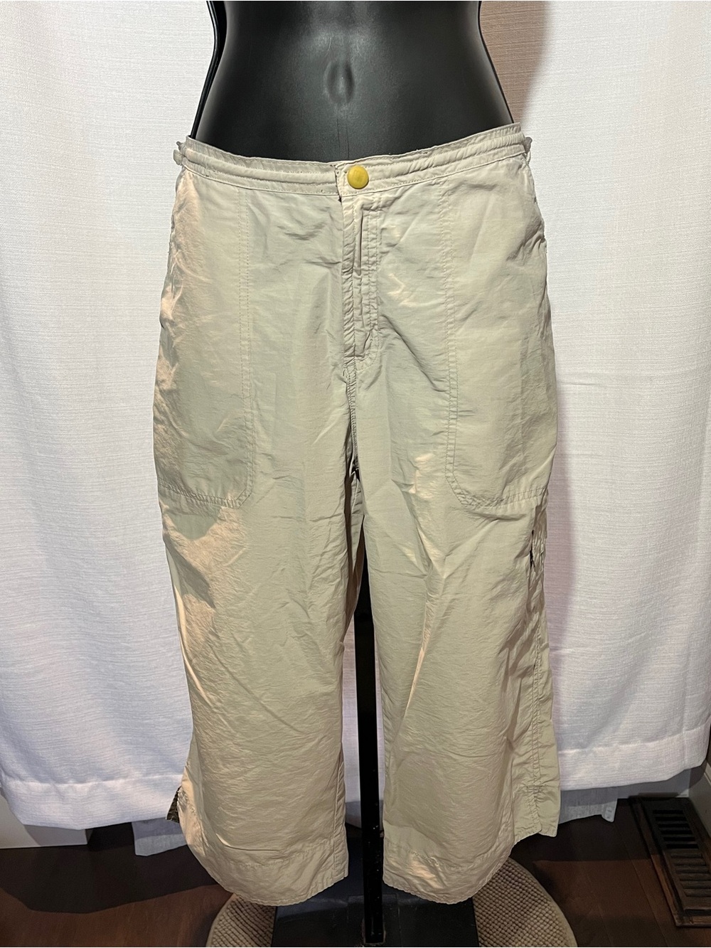 Women’s  Lightweight Beige Cargo Pants